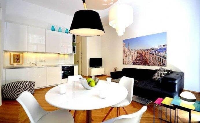 BRIGHT CITY APARTMENT IN TOP LOCATION | QUIET | ELEVATOR | NEAR MQ &amp; MARIAHILFER STRASSE