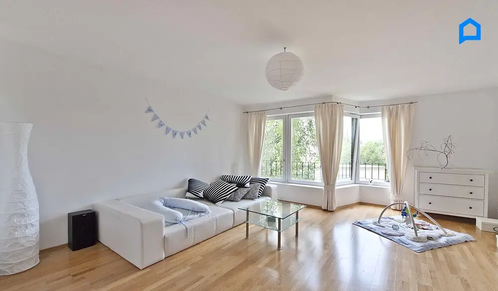 Gepflegtes Reihenhaus in Grünlage 5 Zimmer mit Pkw Stellplatz und kleinem Garten