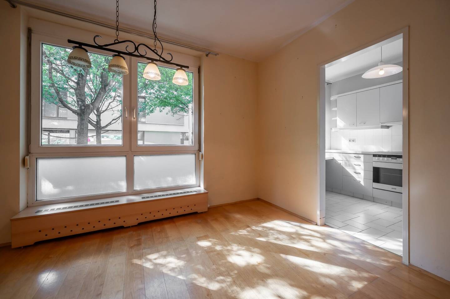 Bright apartment in the town center