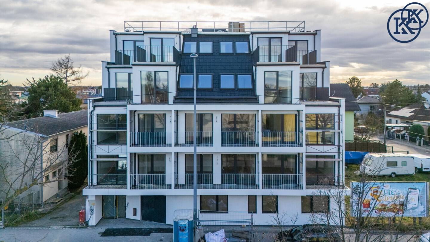 Exklusives Dachgeschoss-Juwel – Mit luxuriöser 16 m² Dachterrasse