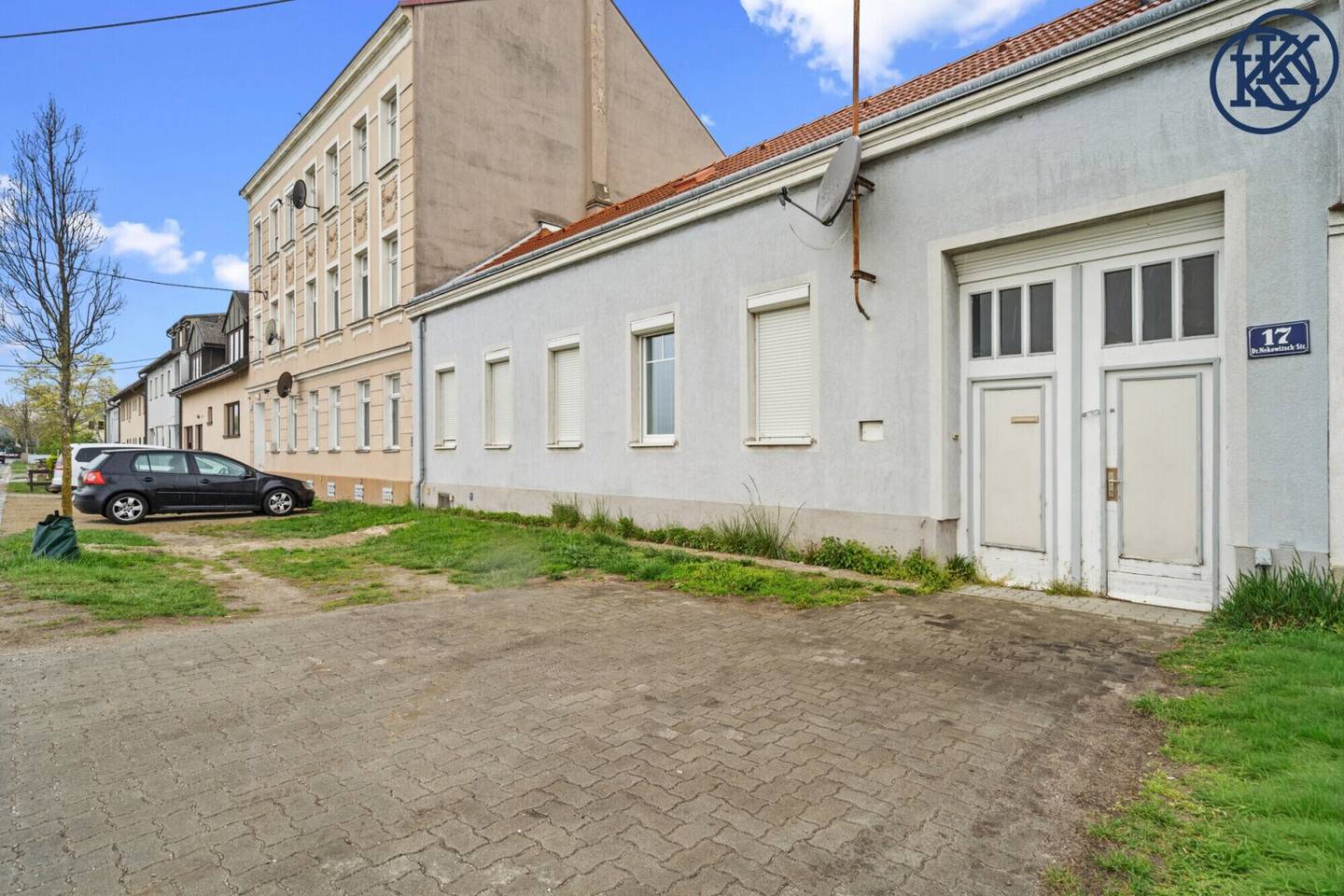 Building-ready plot with approved project in the 21st district