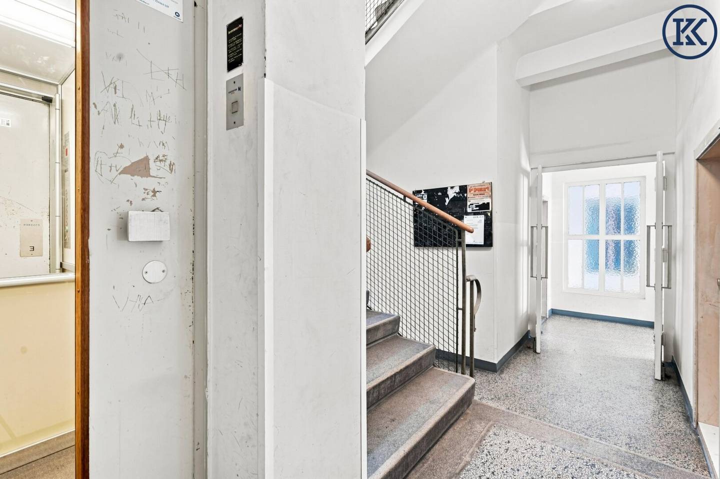 U1 Nestroyplatz at the door! Well-kept 2-room apartment near 1st District and Prater