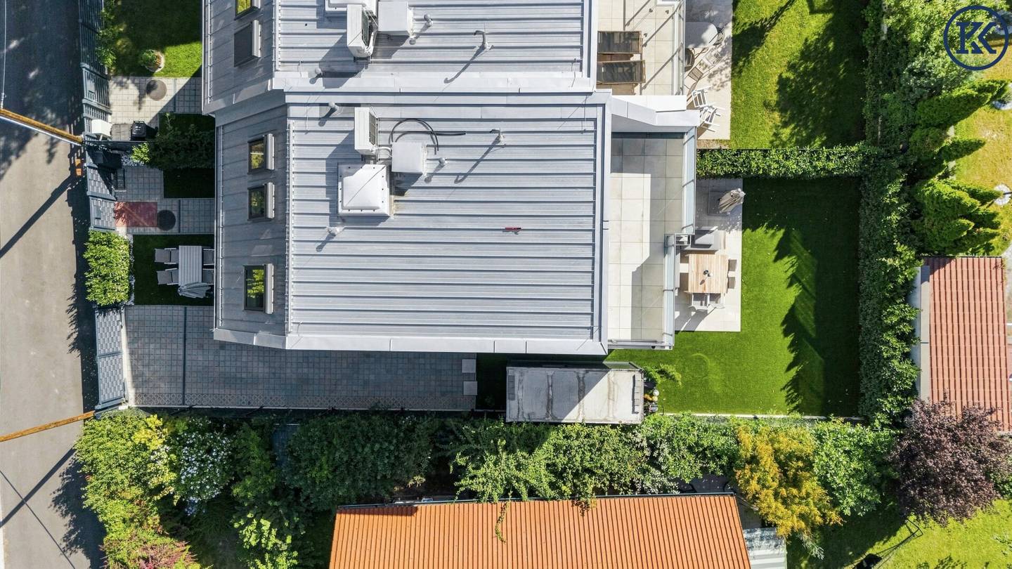 Dream home on freehold land – semi-detached house at the Alte Donau