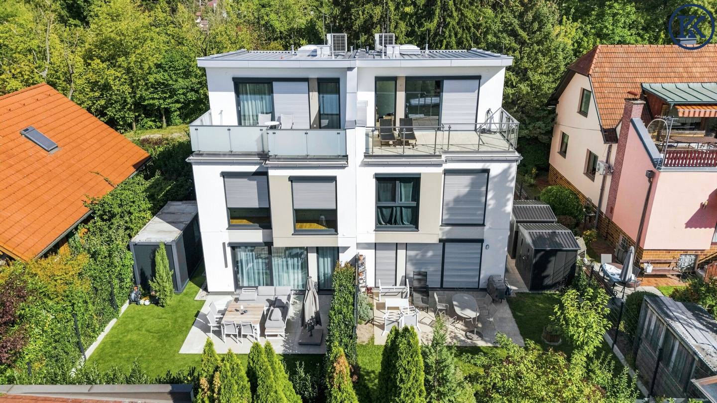 Dream home on freehold land – semi-detached house at the Alte Donau