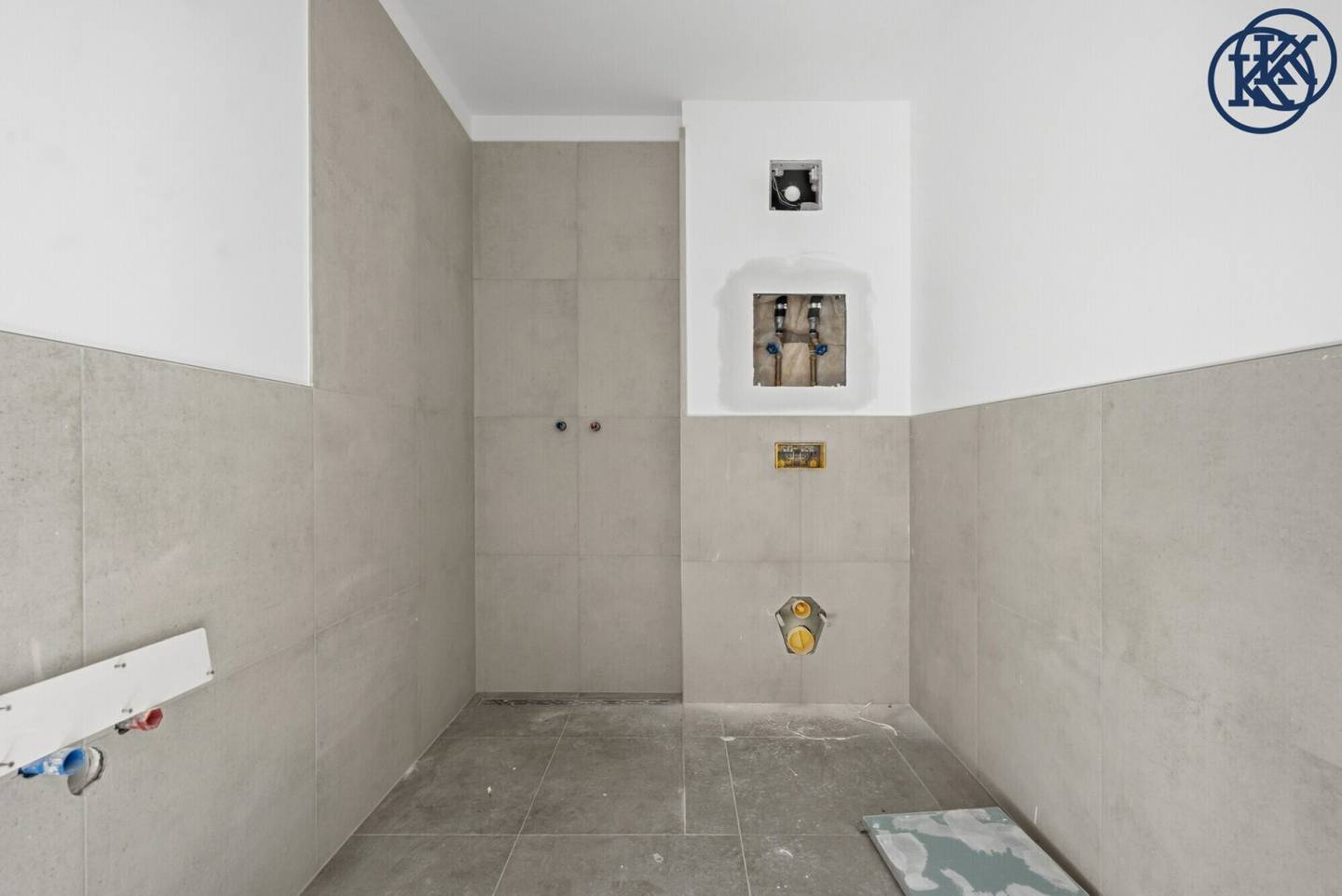 Helle 3-Zimmer-Neubauwohnung mit 9 m² Sonnenbalkon in gefragter Eßlinger Lage