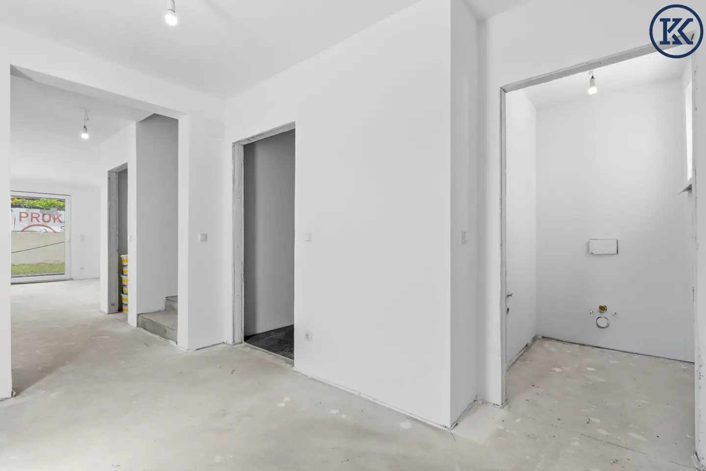 Moderne Doppelhaushälfte im belagsfertigen Zustand