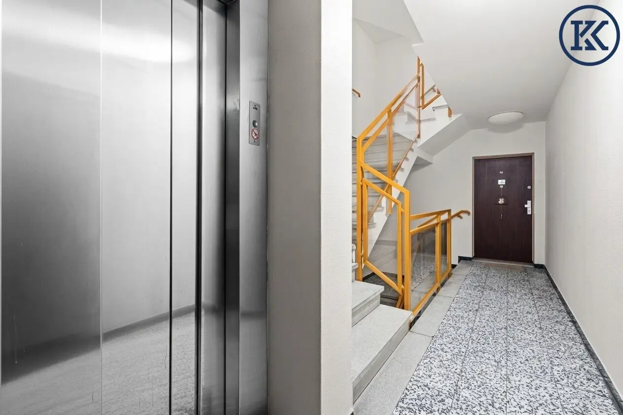 Modernes Büro mit 2 Balkonen &amp; Top-Aufteilung im Herzen Meidlings