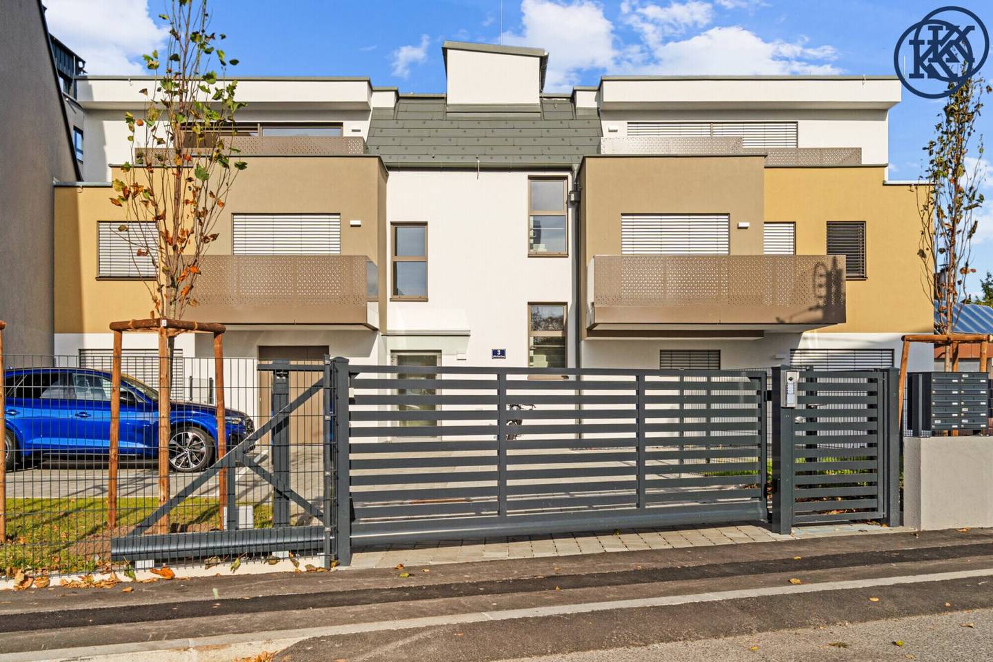 Act fast near UNO and Alte Donau: Top-floor terrace dream now temporarily at a special price