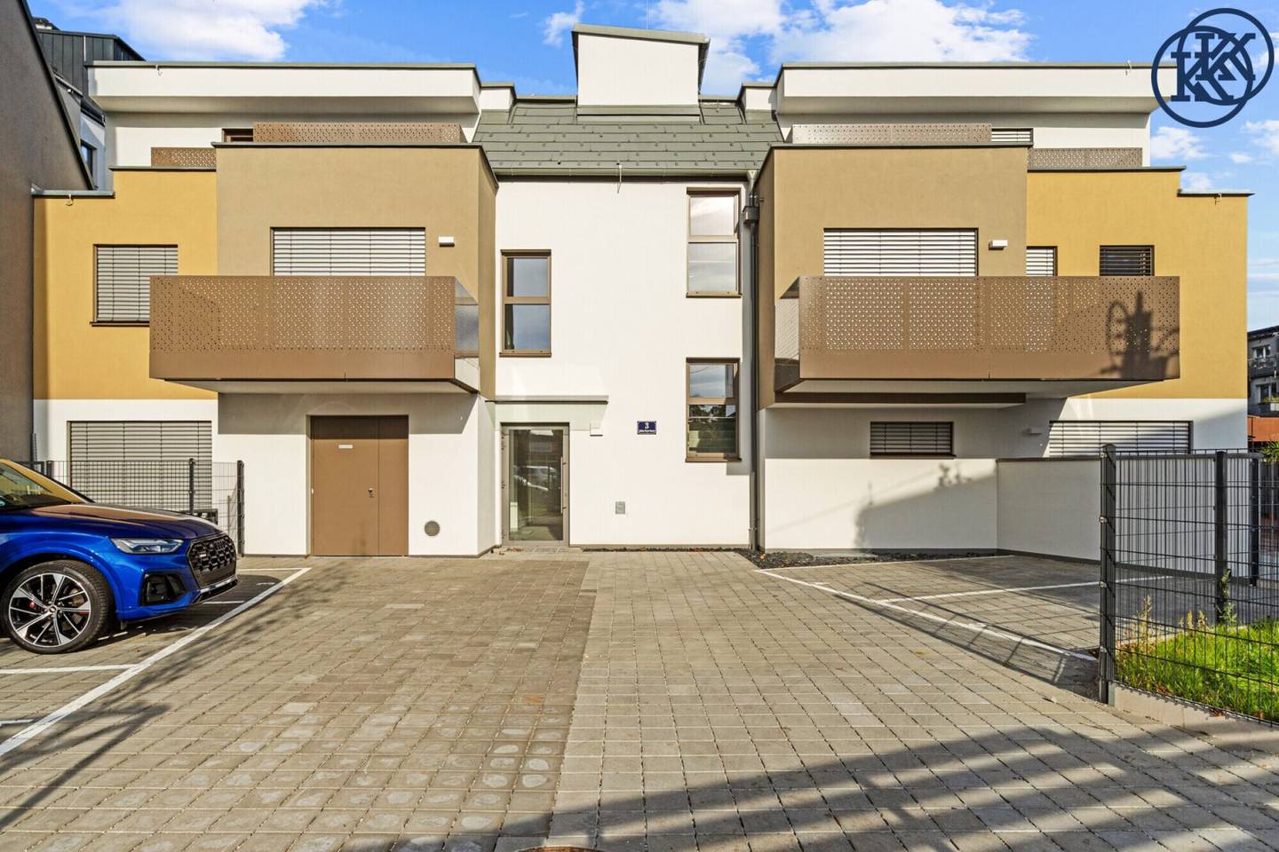 Act fast near UNO and Alte Donau: Top-floor terrace dream now temporarily at a special price