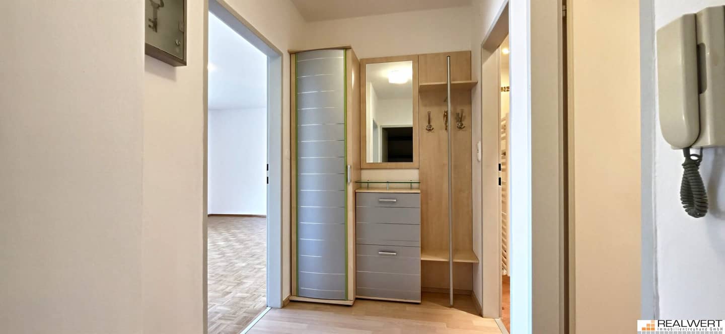 PARSCH | 2-room apartment with loggia and parking space