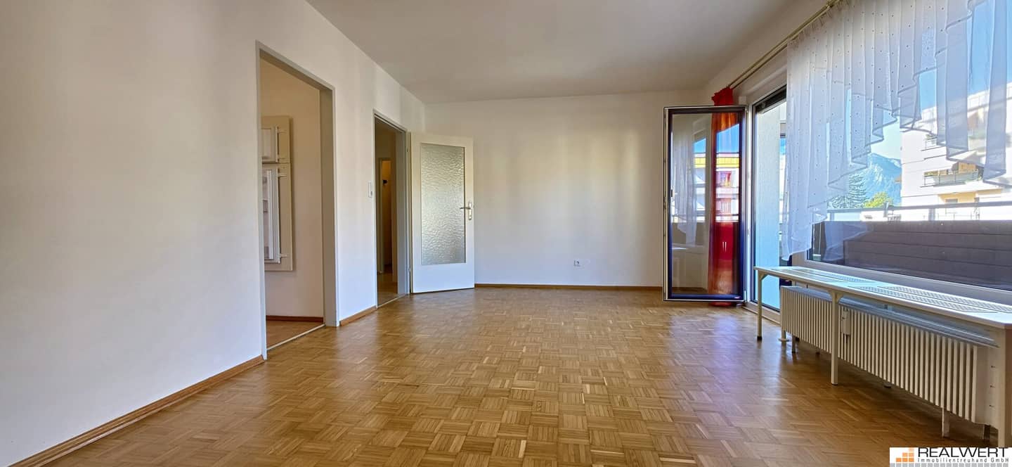PARSCH | 2-room apartment with loggia and parking space