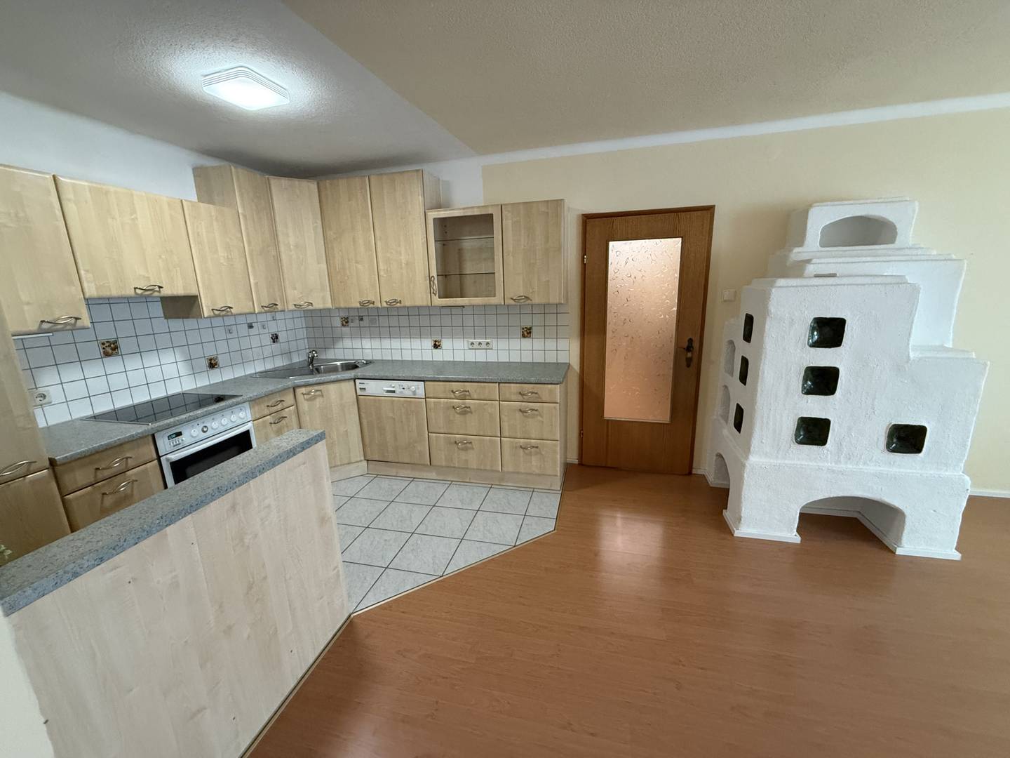 Erdgeschosswohnung nahe Donaulände mit Loggia