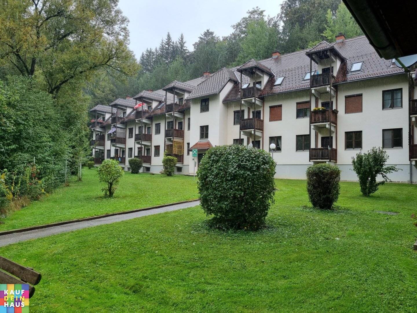 1 room apartment in quiet green location next to Stift Rein