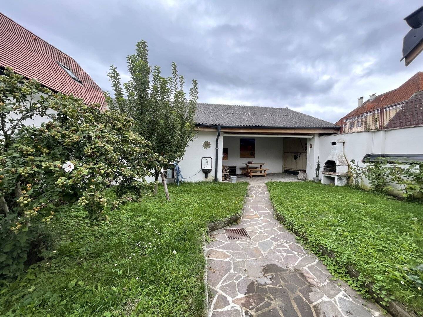 Charming country house with cozy garden in Pulkau - 20 min to Thayatal National Park - open-ended