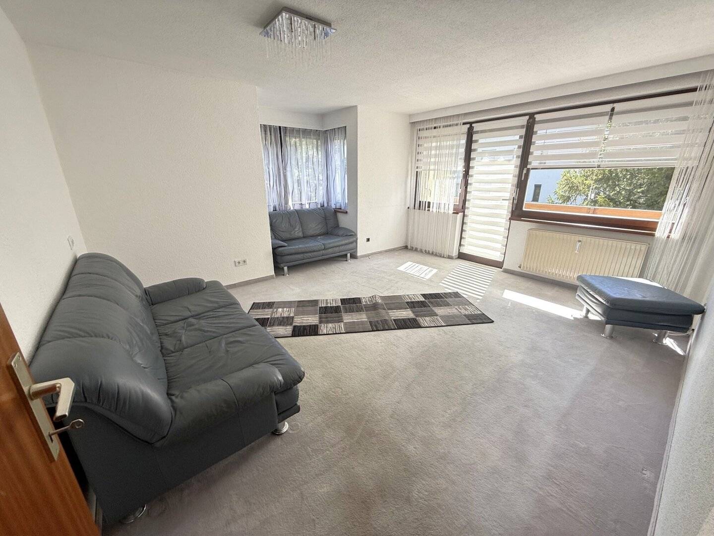 Spacious 4-room apartment with balcony in Ötztal-Bahnhof