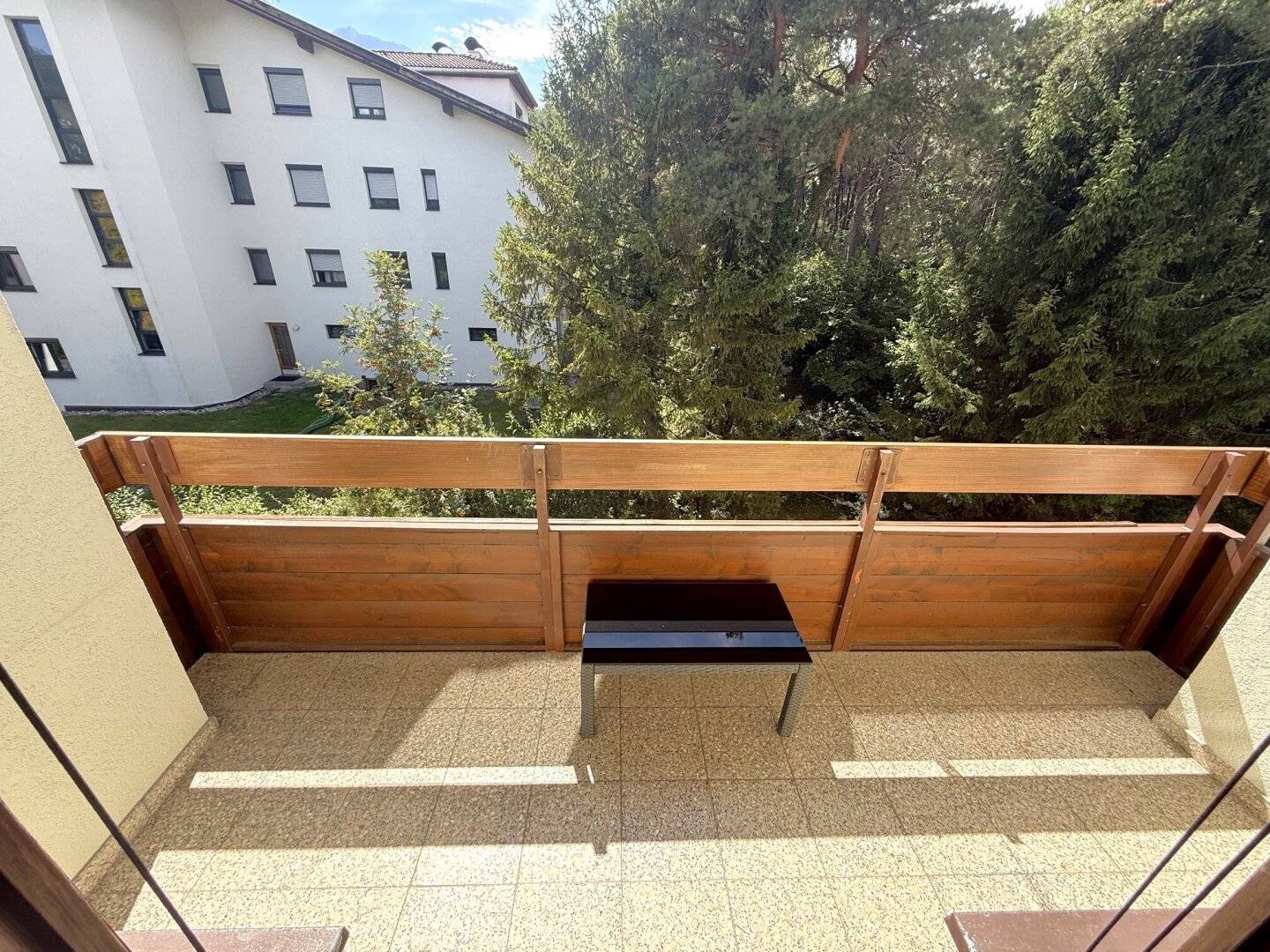 Spacious 4-room apartment with balcony in Ötztal-Bahnhof