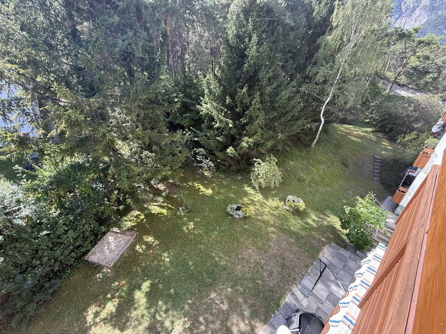 Spacious 4-room apartment with balcony in Ötztal-Bahnhof