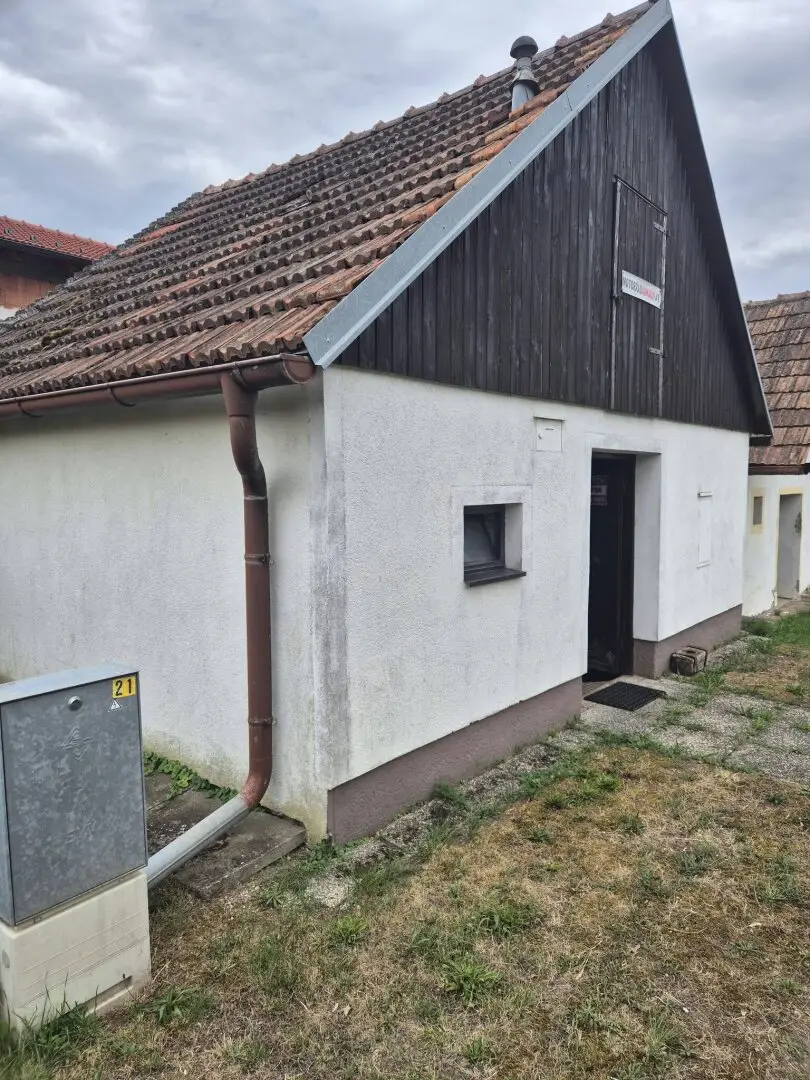 Prime location in Großkrut 31 m² large wine cellar near the Kellerberg Großkrut only 40 minutes from Vienna