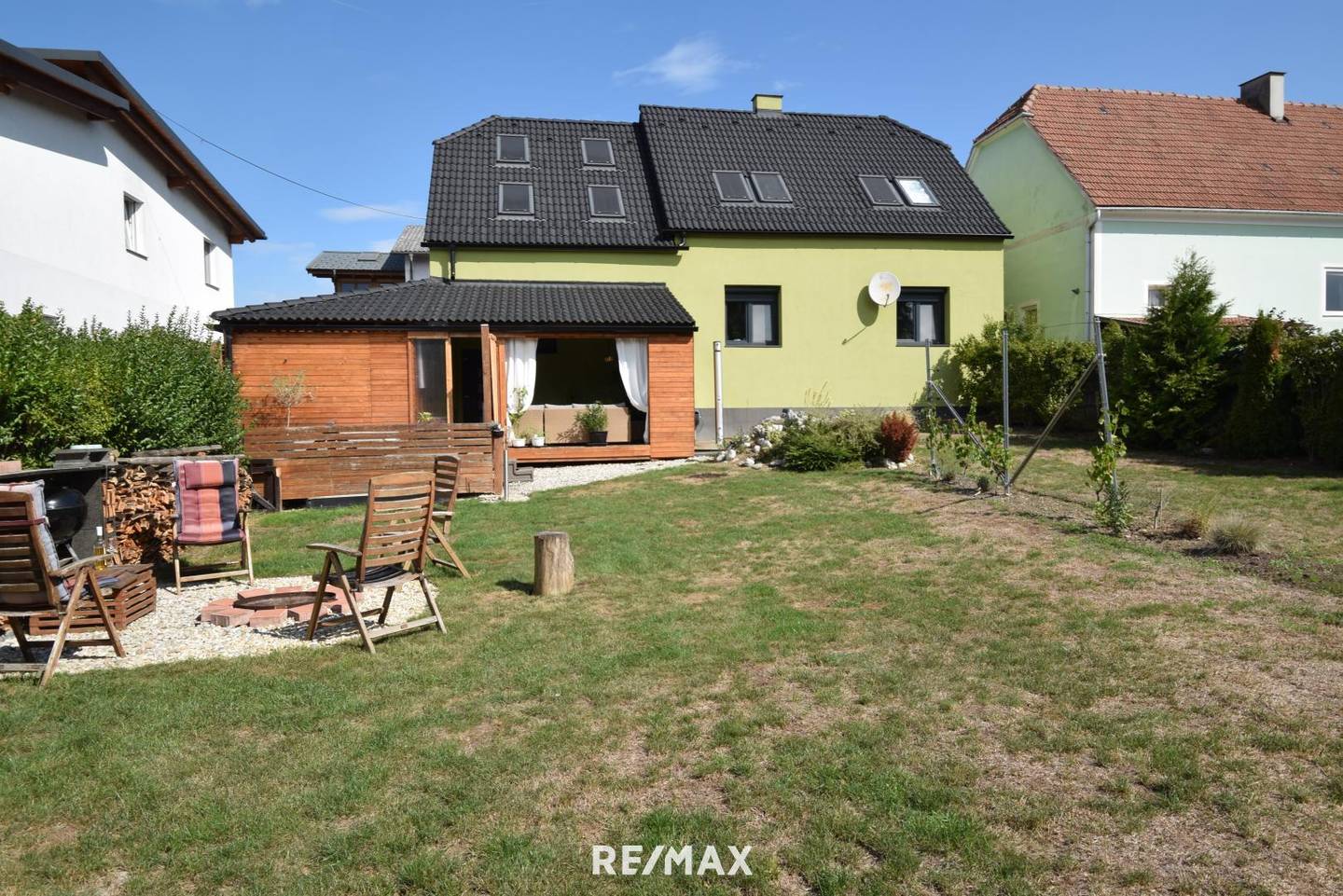 Sanierte Familienwohnung mit sonnigem Garten