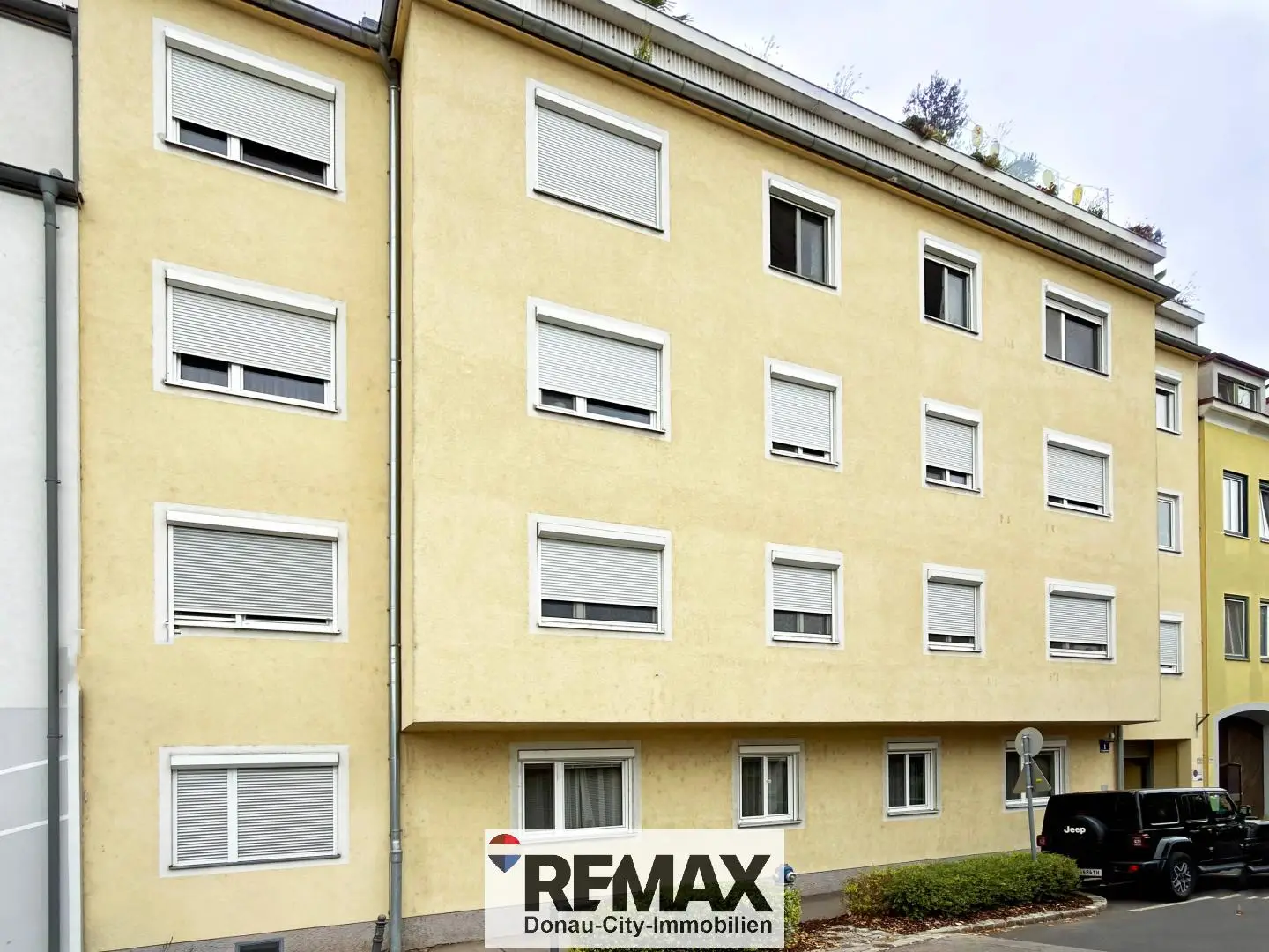 Quiet Wohnung centrally located near the station