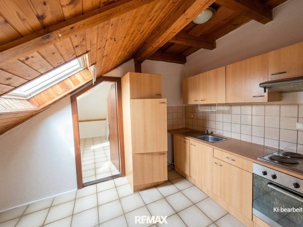 Viewing by appointment only - Attic apartment in the centre of Braunau
