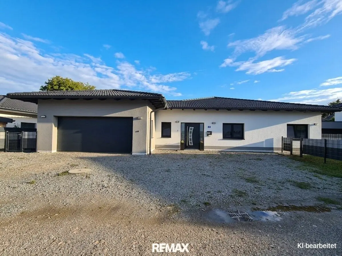 Bungalow in quiet, attractive residential location