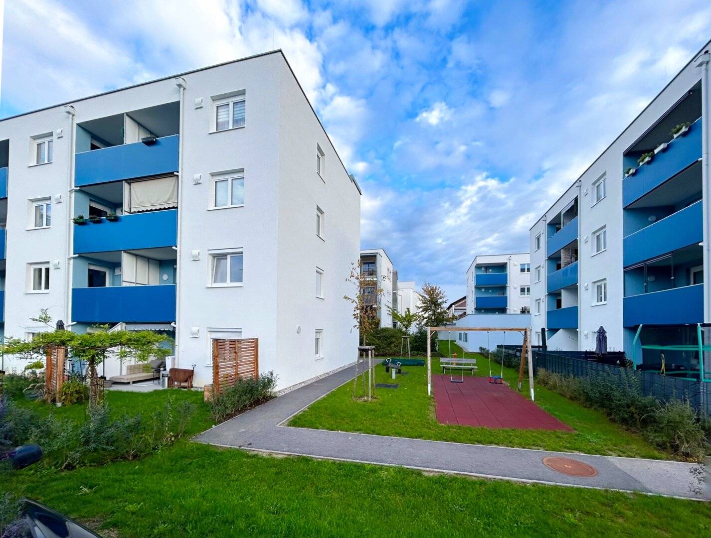 Modern apartment with balcony, garage & south-facing balcony in Schwertberg - 2 rooms