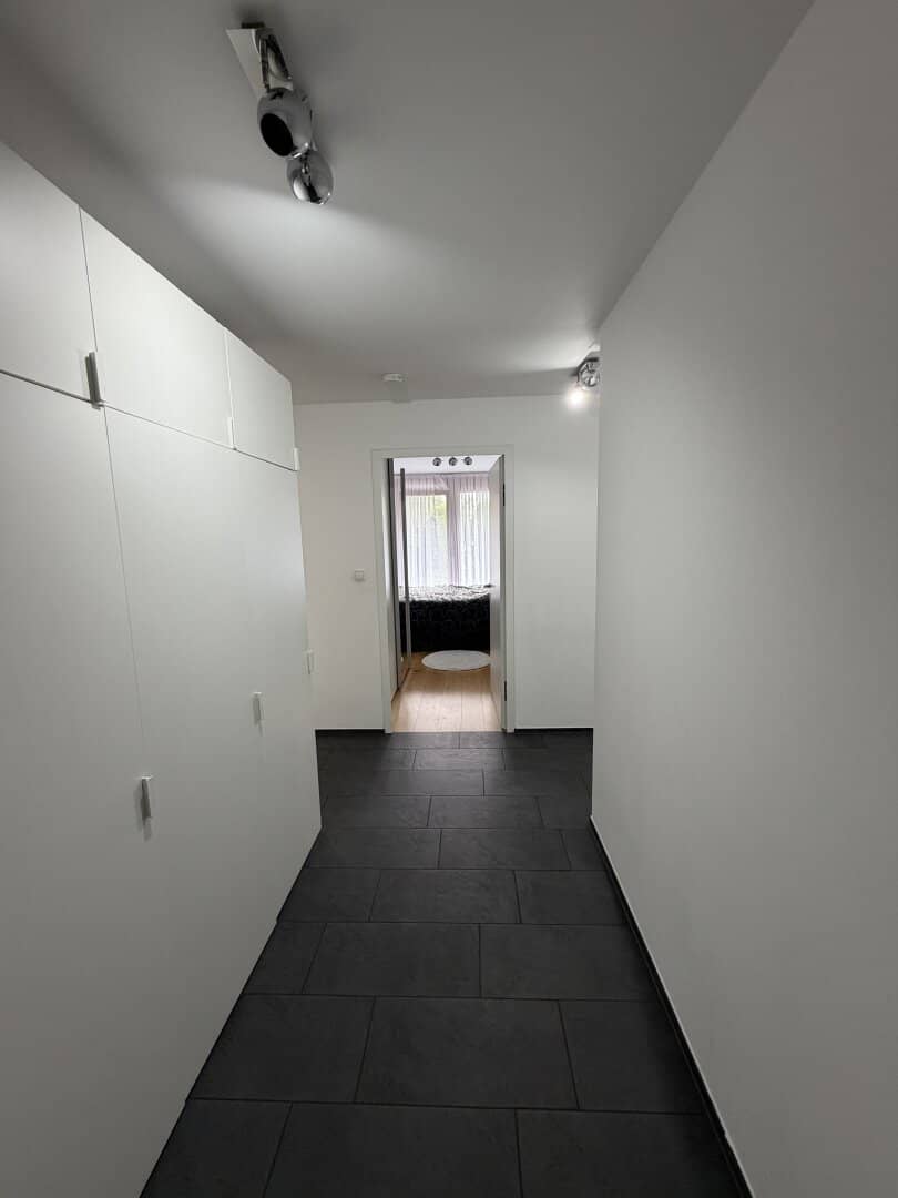 Wohnen mit Stil: Exklusive 4-Zimmer-Wohnung mit traumhaftem 117 m² Privatgarten