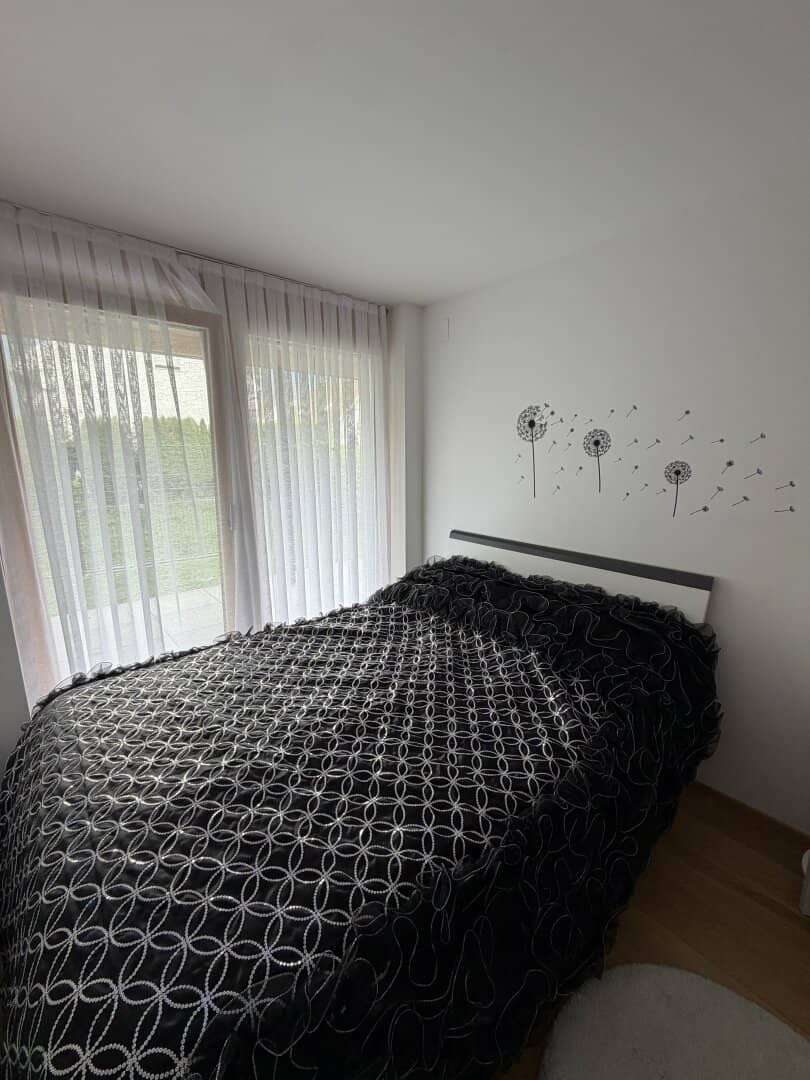 Wohnen mit Stil: Exklusive 4-Zimmer-Wohnung mit traumhaftem 117 m² Privatgarten
