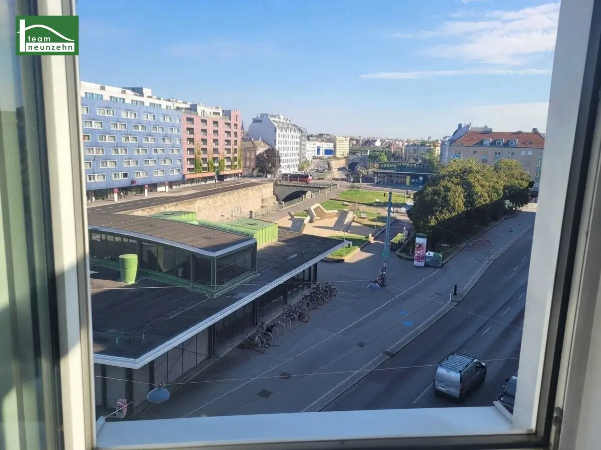 Sunny corner apartment with bay window directly by U4/U6 Längenfeldgasse! 2-room or 3-room possible!