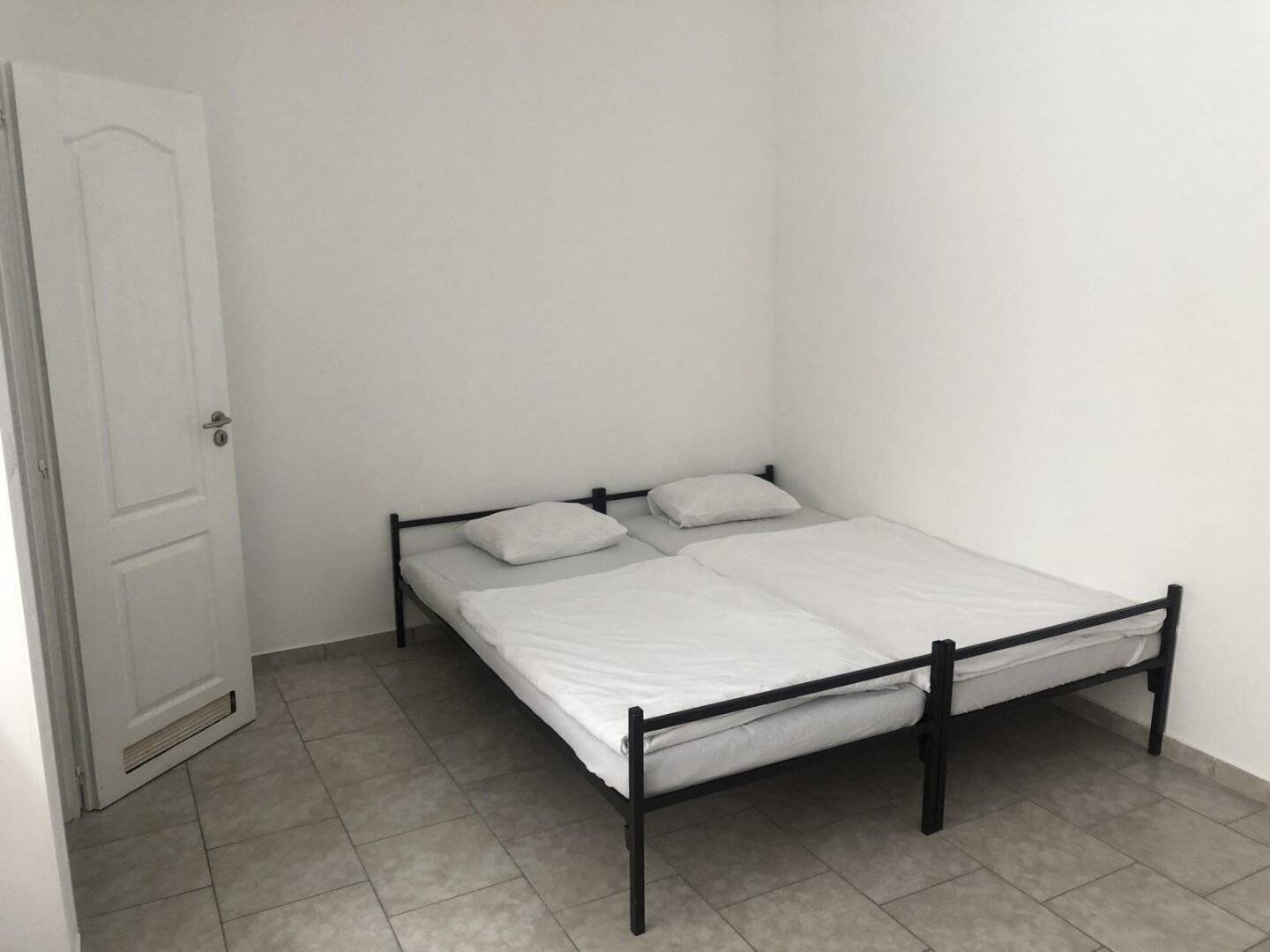 Traiskirchen, Worker Quarters, All Inclusive Flat Rent