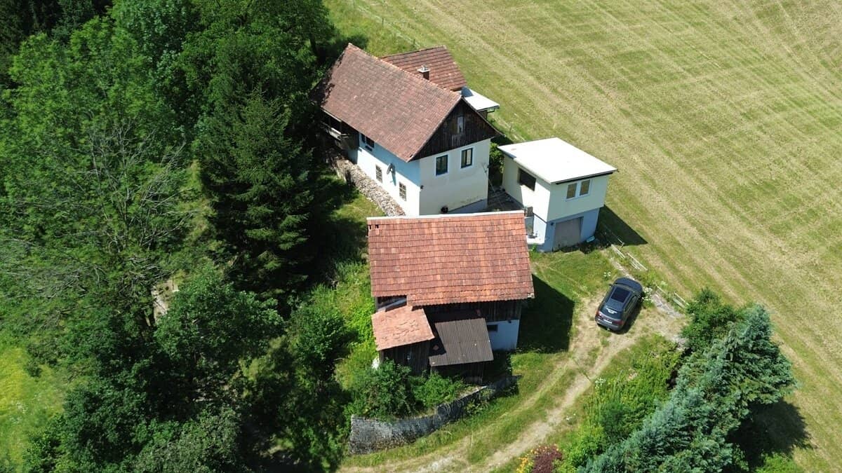 Small farm in a quiet location with beautiful view only a short distance from the district capital Voitsberg