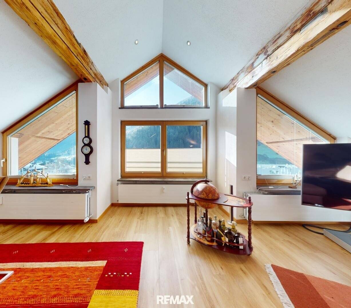 Luxuriöses Alpenrefugium mit Spa, großzügigen Wohnflächen &amp; Komplettservice in Flirsch!