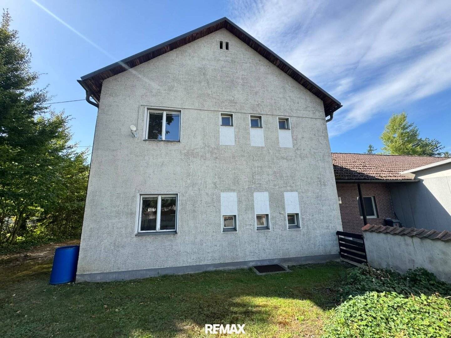 Ehemaliges Ärztehaus in der Gemeinde Aschach – Ordination/Büro &amp; Einfamilienhaus auf großzügigem Grundstück