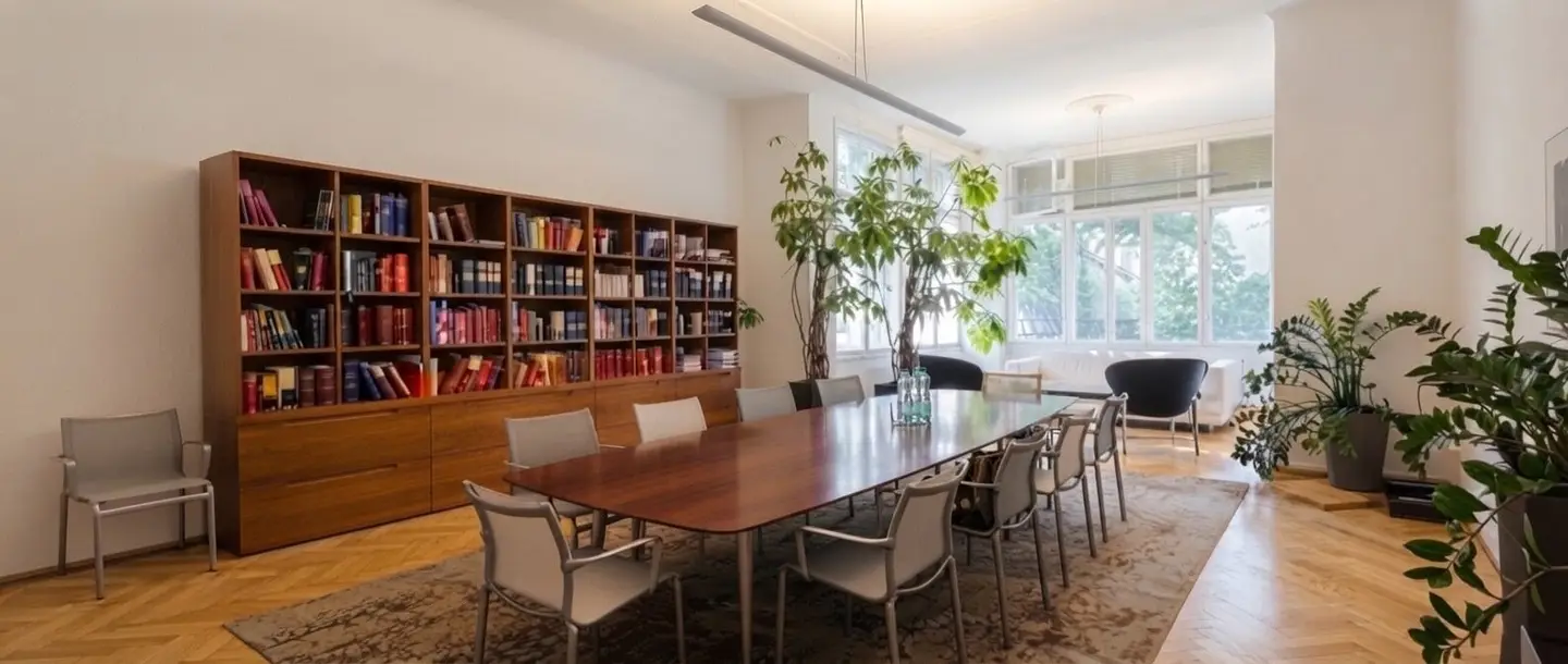 NUR 8000 EUR PRO M2!!! WOHNEN MIT GESCHICHTE – IN EINEM HAUS, IN DEM EINST ALBERT EINSTEIN LEBTE – EIN ORT, DER CHARAKTER, STIL UND ZEITLOSE ELEGANZ VEREINT!!!