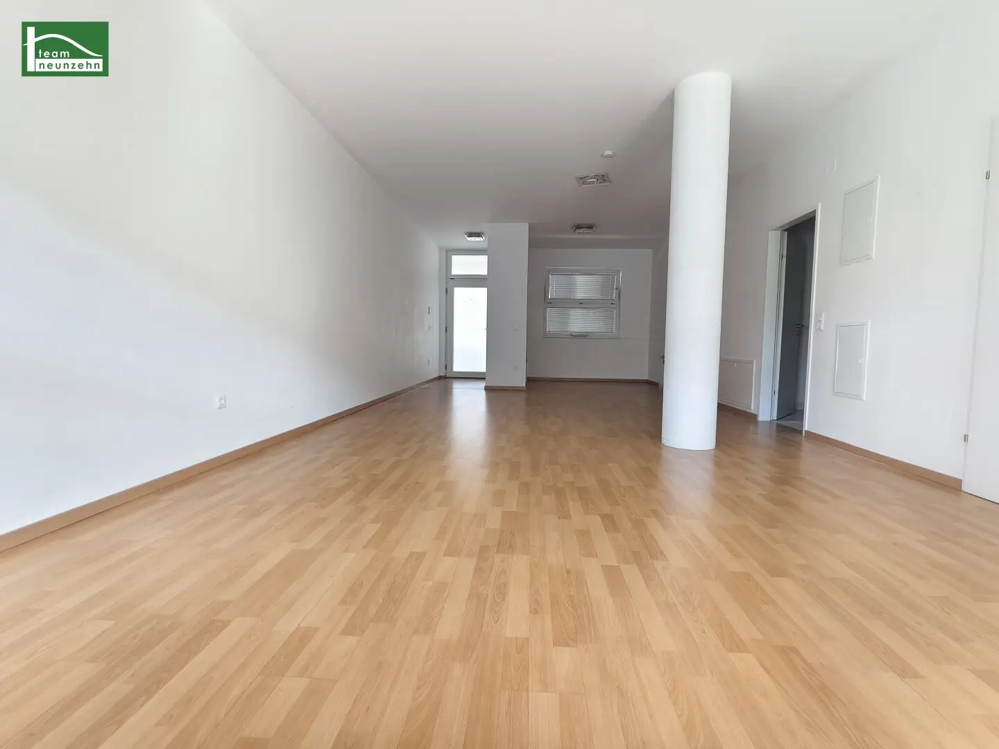 Spacious 3-room apartment - unlimited