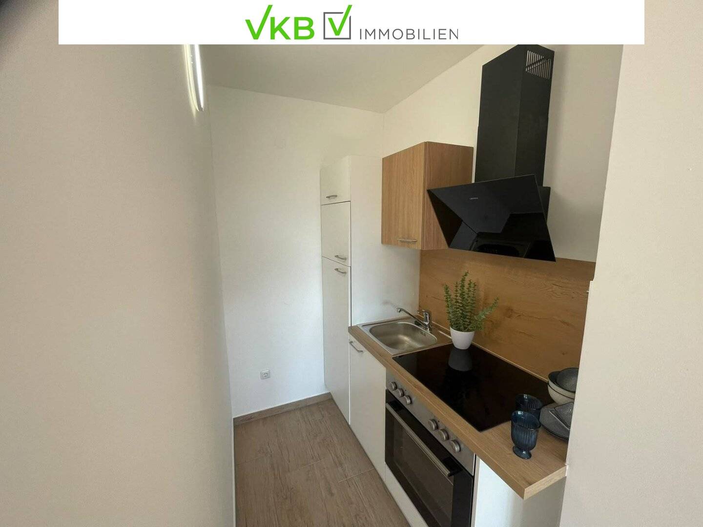 Modern 2-room apartment with loggia, elevator and nice view in prime Urfahr location