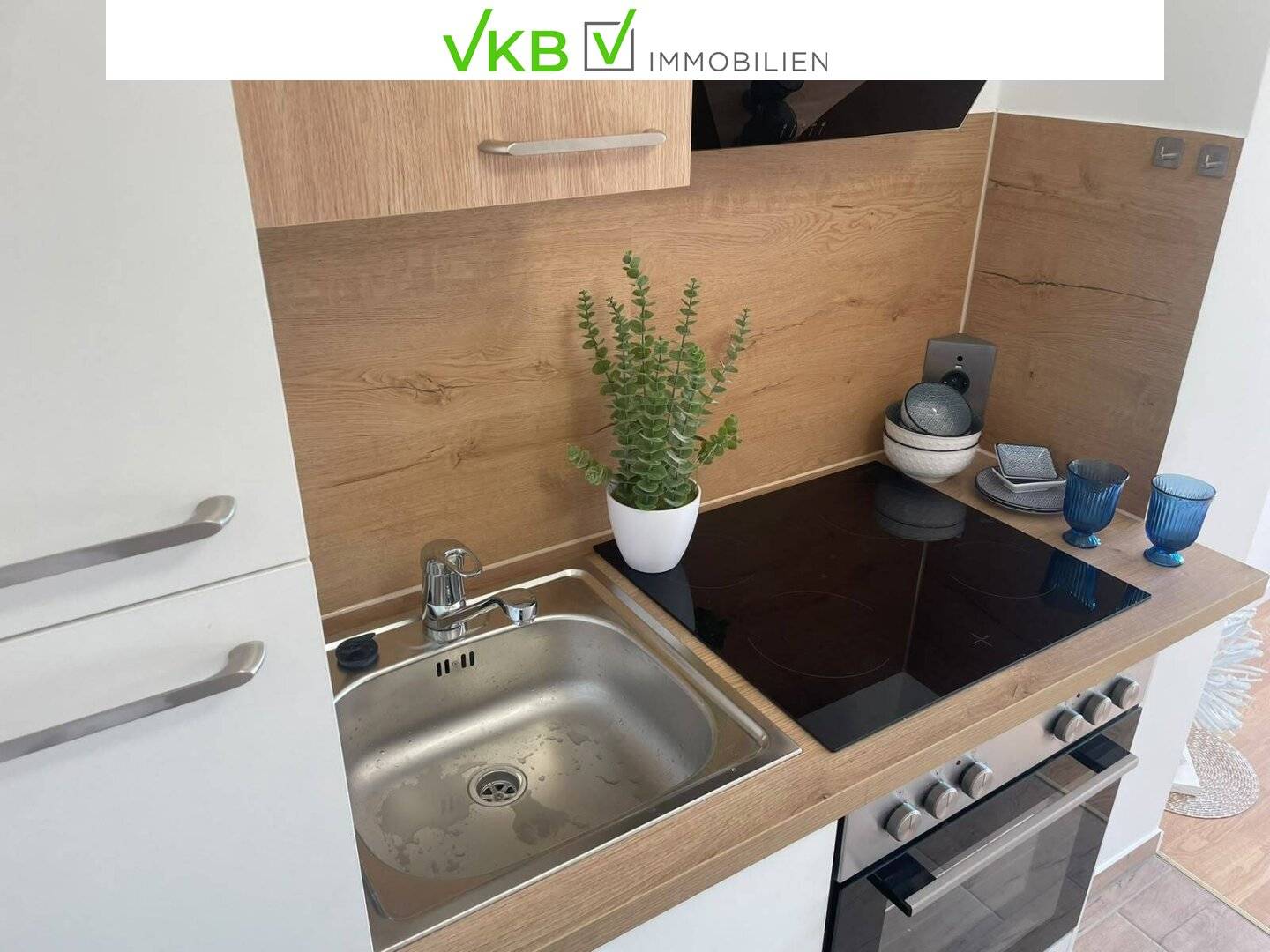 Modern 2-room apartment with loggia, elevator and nice view in prime Urfahr location