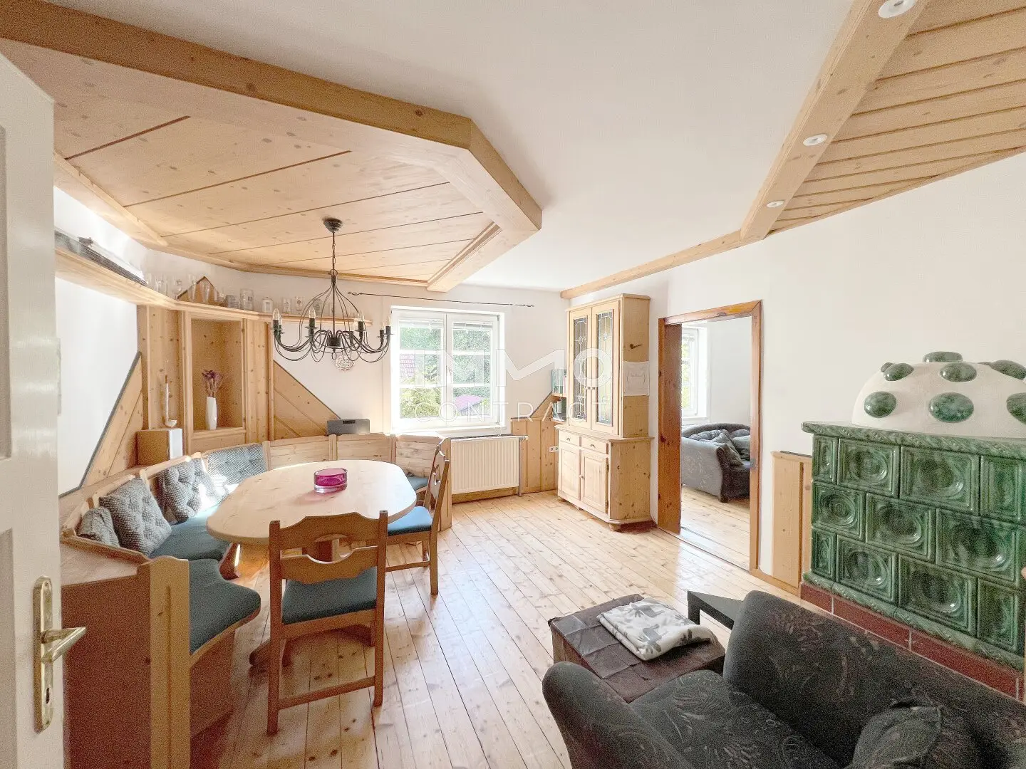 Nostalgic detached house with romantic garden on 1,920 m² building land