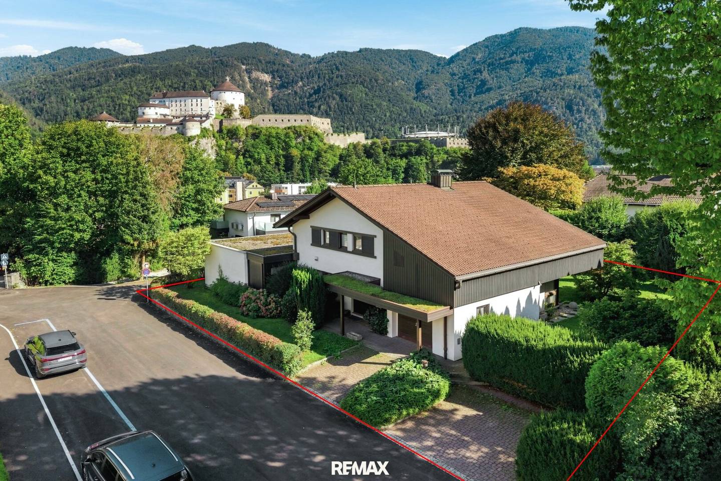 Absolute rarity large plot with existing building and fortress view
