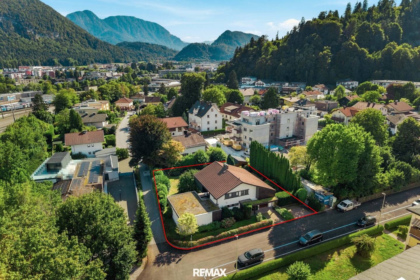 Absolute rarity large plot with existing building and fortress view
