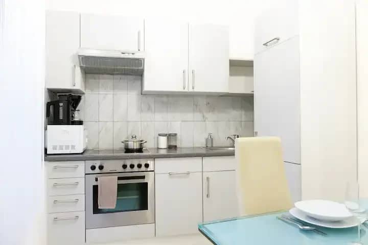 Commission-free in the popular first district Vienna! Flatshare suitable