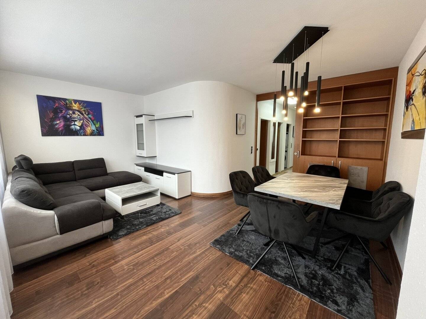 Möblierte Dachterrassenwohnung über den Dächern von Linz