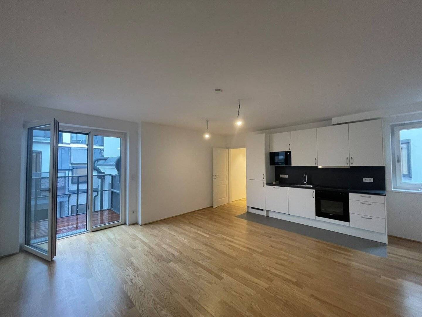 Erstbezug: Neu errichtete 2 Zimmer Dachgeschosswohnung mit Balkon