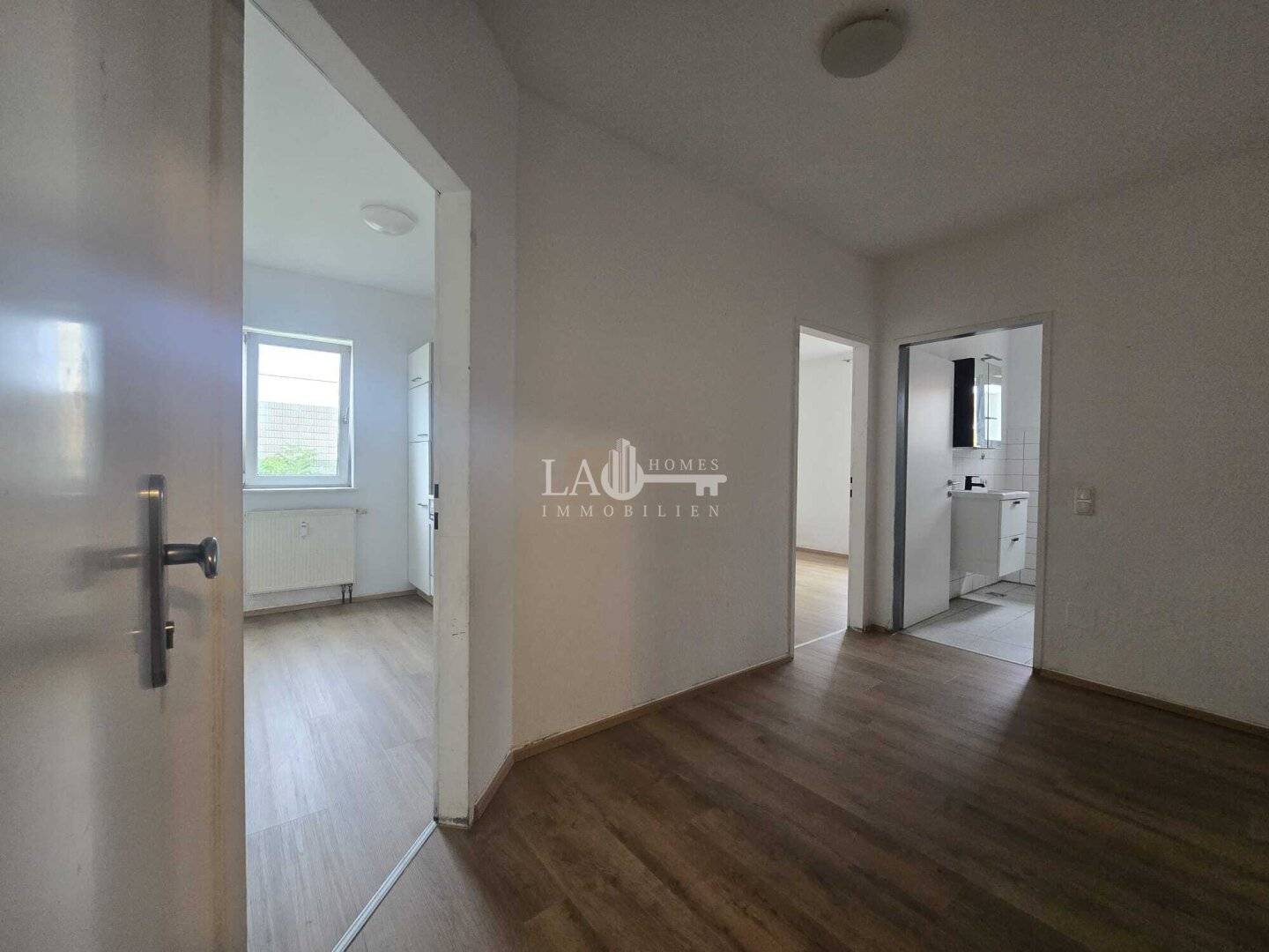 Charming 4-room apartment with balcony and parking