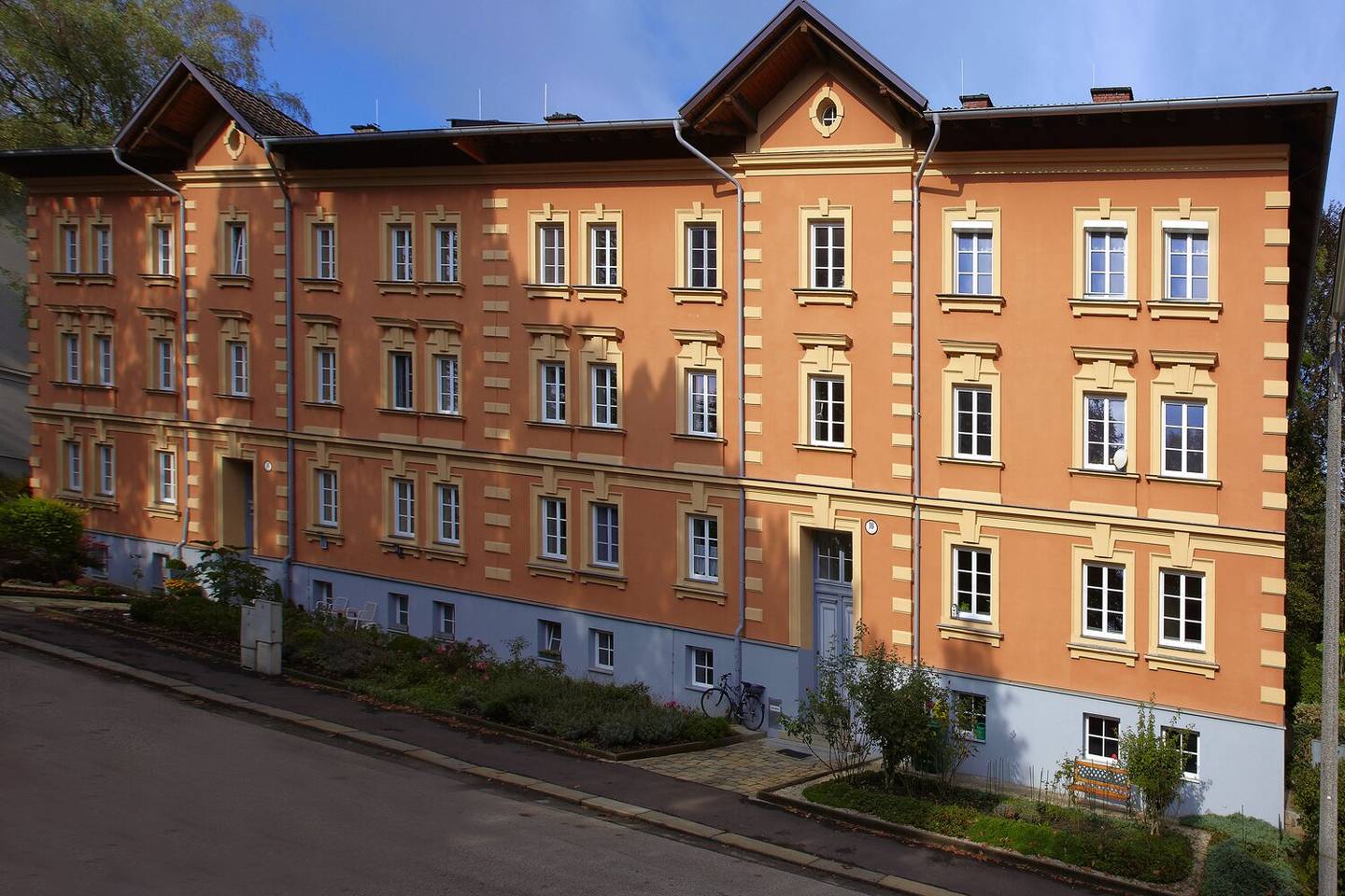 Hochwertiger Erstbezug nach Generalsanierung in bester Linzer Ruhelage mit großem Gemeinschaftsgarten