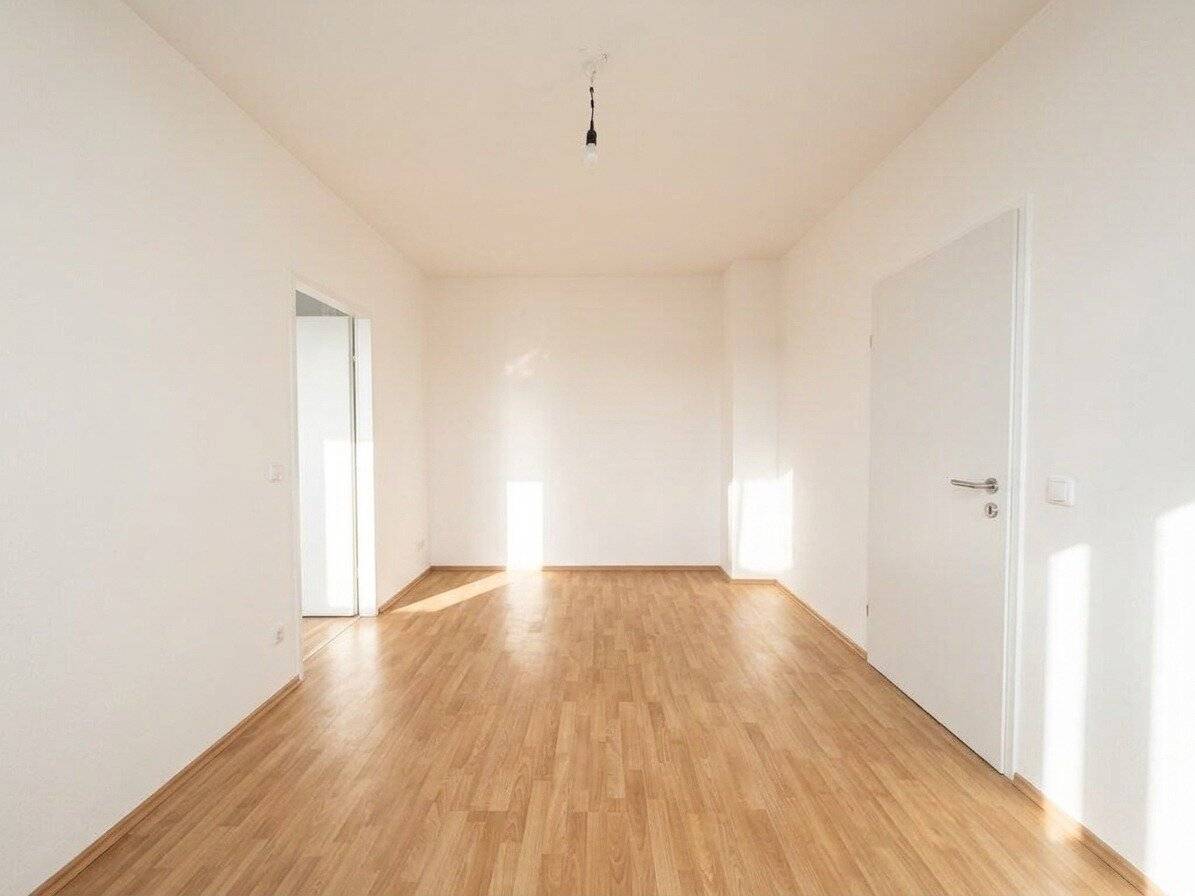 Perfect flatshare layout: 3 rooms at U4 Friedensbrücke Modern apartment with perfect connection