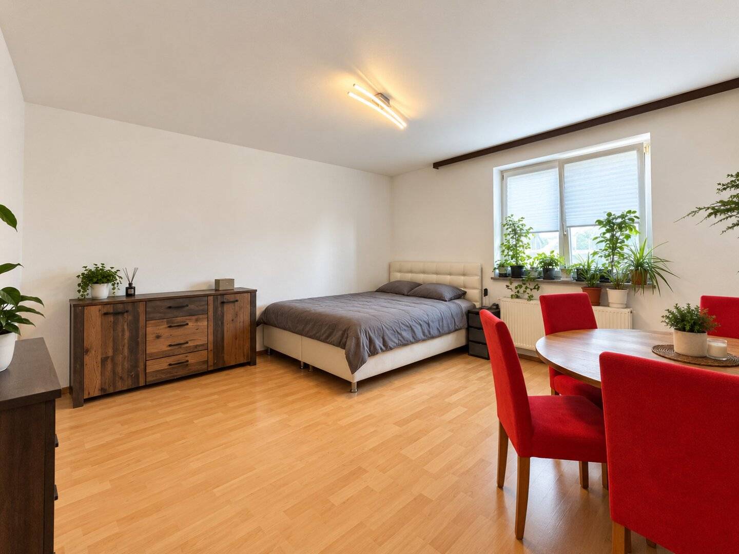 Zentrale 1-Zimmer-Wohnung mit Stellplatz in Bahnhofsnähe