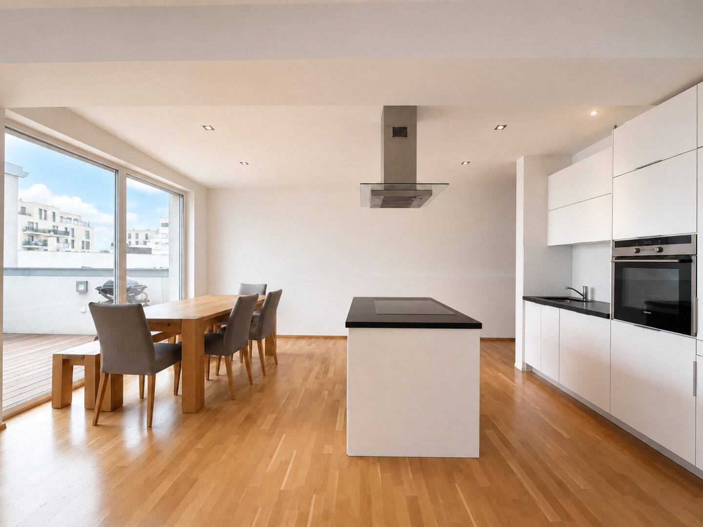 Modern residential gem above the roofs of Liesing