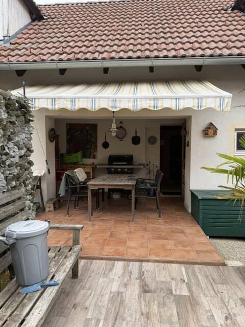 Plenty of space to live: Spacious single-family house with dream garden, sauna in Nickelsdorf